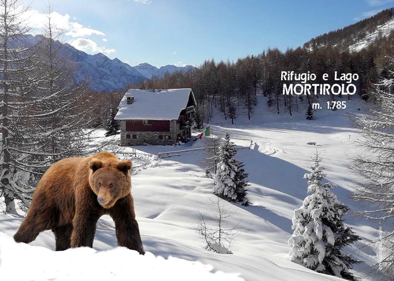 Rifugio Al Lago Del Mortirolo In Inverno Raggiungibile Solo A Piedi Villa Monno Exterior photo